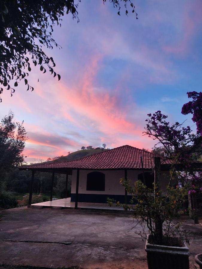 Casa De Campo Com Piscina A 2 Min De Cunha Exterior photo